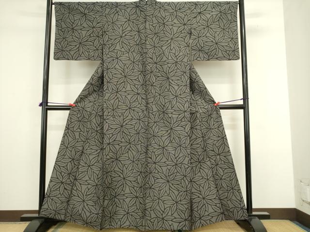 平和屋着物▽本場大島紬　薩摩結城　単衣　舞花文　黒地　正絹　逸品　DABJ6041sf