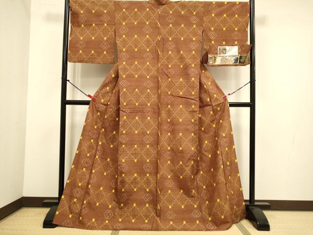 平和屋着物▽琉球紬　単衣　草木染　絣文様　大城カメ作　証紙付き　正絹　逸品　DABJ6551du