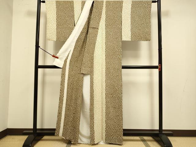 平和屋着物▽上質な小紋　単衣　舞桜間道　金彩　正絹　逸品　DABJ6615du