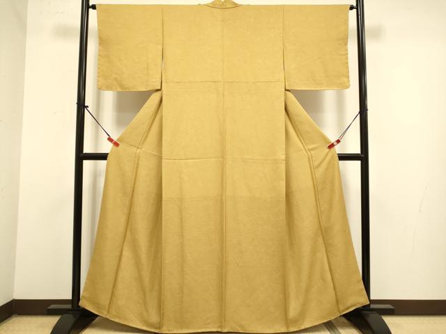 平和屋着物●上質な色無地　草花地紋　黄唐茶色　正絹　逸品　未使用　DABJ6724du