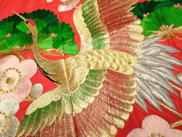 平和屋本店●色打掛　お引きずり　和装　婚礼　結婚式　花嫁　神社挙式　総刺繍　飛鶴梅松文　金銀糸　DABJ6771du
