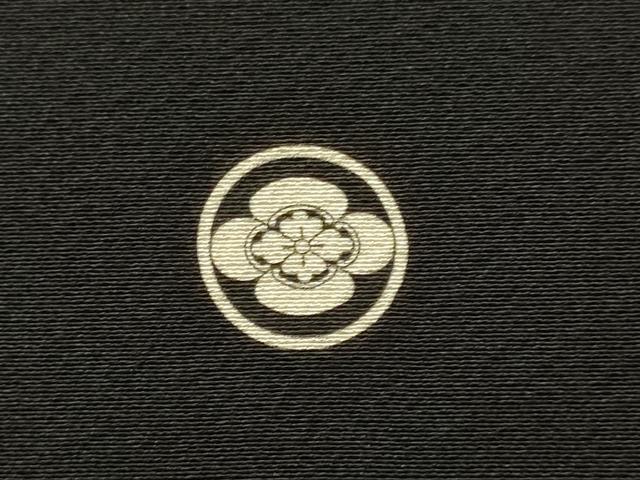 平和屋着物●世界的友禅作家　千地泰弘　黒留袖　孔雀花文　暈し染め　金銀彩　正絹　逸品　DABJ6927du
