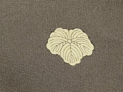 平和屋着物●銀座きしや　留袖　駒刺繍　枝松葉　金彩　正絹　逸品　DABJ6932du