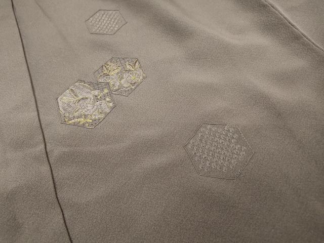平和屋着物▼中国三大刺繍　スワトウ刺繍　汕頭刺繍　総刺繍　訪問着　跳兎　暈し染　金糸　正絹　逸品　DABJ7030fe