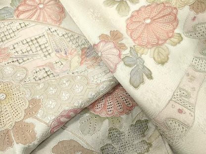 平和屋着物▼中国三大刺繍　スワトウ刺繍　汕頭刺繍　相良刺繍　総刺繍　訪問着　地紙飛鶴花文　正絹　逸品　DABJ7044fe