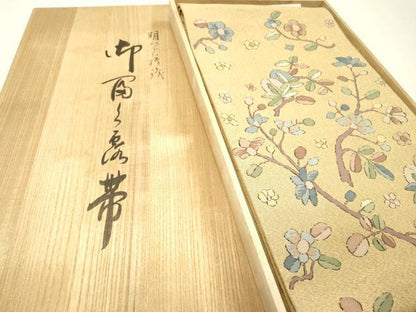 平和屋着物▼六通柄袋帯　枝花　金糸　共箱付き　正絹　逸品　DABJ7146fe