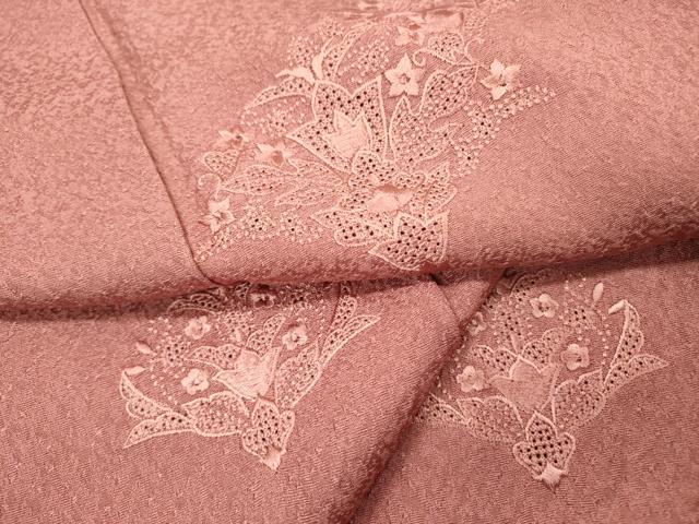 平和屋着物▼中国三大刺繍　スワトウ刺繍　汕頭刺繍　総刺繍　無地絵羽訪問着　洋花文　退紅色　正絹　逸品　未使用　DABJ7441fe