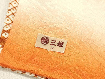 平和屋着物●創業460年・千總　振袖　駒刺繍　鬘帯舞花文　金彩　三越扱い　正絹　逸品　DABJ7817fe