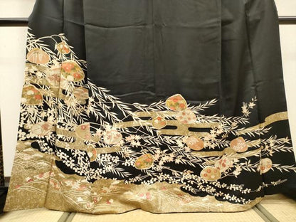 平和屋着物●訪問着　駒刺繍　貝合わせ花文　黒地　金彩　高島屋扱い　正絹　逸品　DABJ7846fe