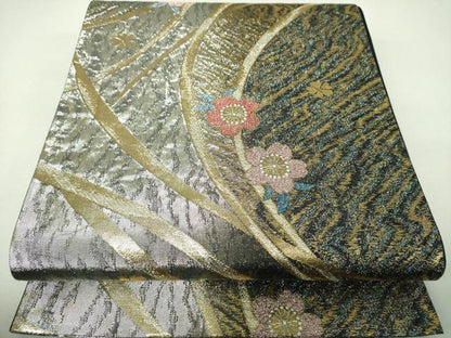 平和屋着物▼六通柄袋帯　舞桜　金銀糸　引箔　正絹　逸品　DABJ8158ps
