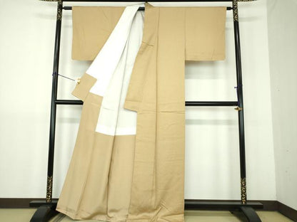 平和屋着物●京加賀友禅　百貫達雄監修　色無地　霞地紋　榛色　正絹　逸品　未使用　DABJ8393ps