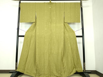 平和屋着物●上質な色無地　白樺地紋　鶯色　正絹　逸品　DABJ8667ps