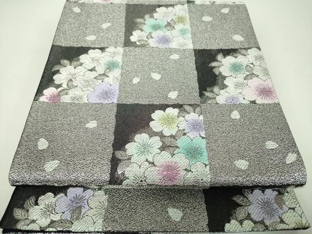 平和屋着物▼六通柄袋帯　市松舞桜　銀糸　正絹　逸品　DABJ8793ps