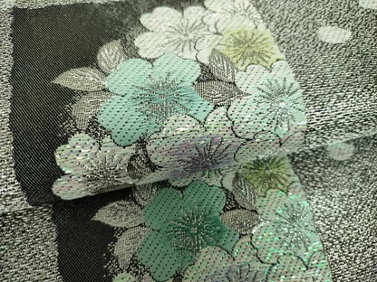 平和屋着物▼六通柄袋帯　市松舞桜　銀糸　正絹　逸品　DABJ8793ps