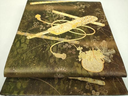平和屋着物▼六通柄袋帯　駒刺繍　横笛花文　金糸　引箔　正絹　逸品　DABJ8912ps
