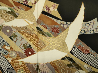 平和屋着物■豪華黒留袖　駒刺繍　飛鶴花松熨斗文　金彩　正絹　逸品　DABJ9037ya
