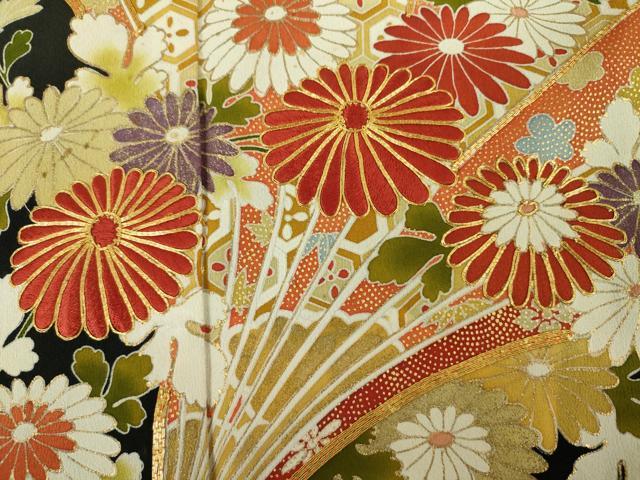 平和屋着物■豪華黒留袖　駒刺繍　檜扇吉祥花文　菊　金彩　正絹　逸品　DABJ9067ya