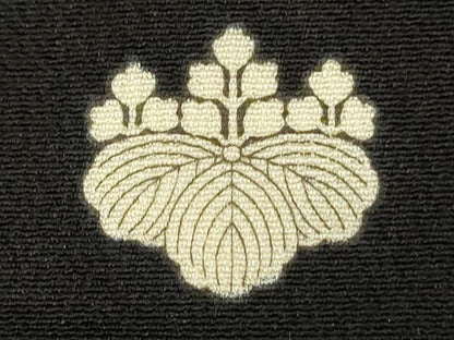 平和屋着物■豪華黒留袖　駒刺繍　鏡裏花鳥文　金彩　正絹　逸品　DABJ9082ya