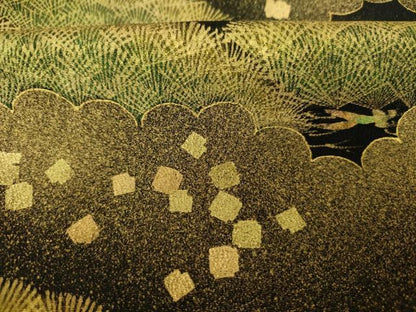 平和屋着物■豪華黒留袖　雲取り松葉文　箔散らし　金彩　正絹　逸品　未使用　DABJ9087ya