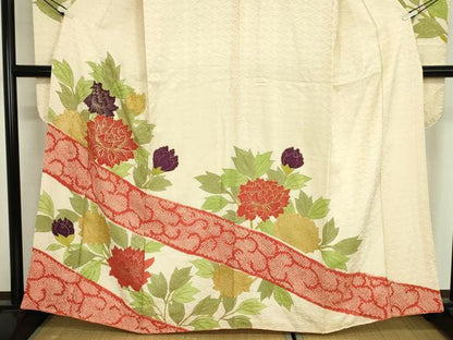 平和屋着物■豪華振袖　駒刺繍　絞り　牡丹唐草文　金彩　正絹　逸品　DABJ9102ya