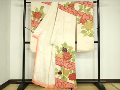 平和屋着物■豪華振袖　駒刺繍　絞り　牡丹唐草文　金彩　正絹　逸品　DABJ9102ya