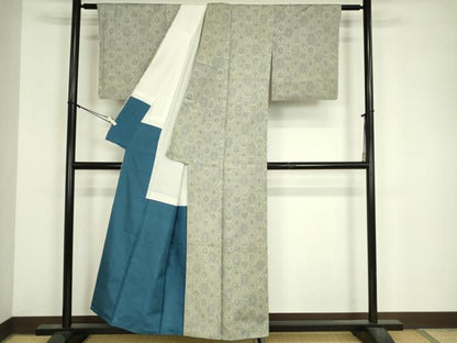 平和屋着物■本場大島紬　7マルキ　亀甲花文　正絹　逸品　DABJ9109ya