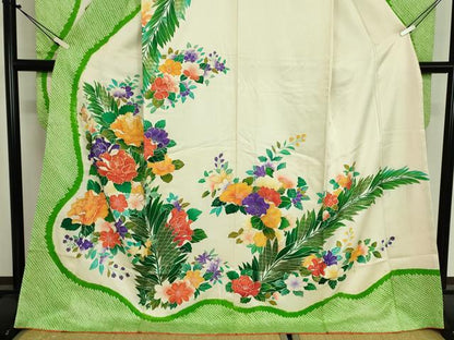 平和屋着物■豪華振袖　駒刺繍　絞り　草花文　金彩　正絹　逸品　DABJ9130ya