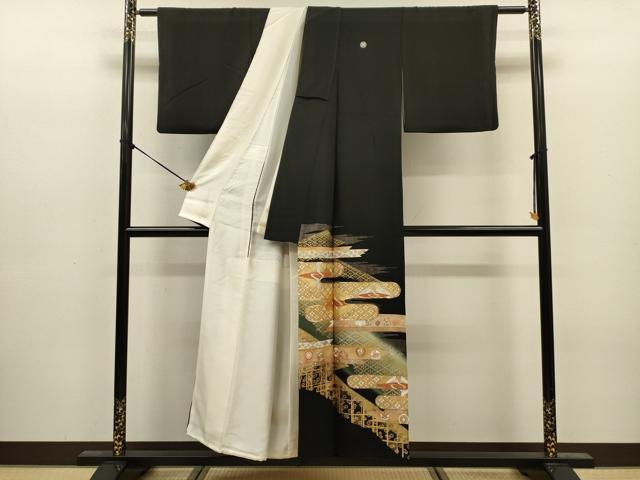 平和屋着物■豪華黒留袖　駒刺繍　双鶴菱エ霞花文　地主神社　暈し染め　金銀彩　正絹　逸品　DABJ9138ya