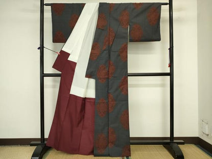 平和屋着物■本場大島紬　7マルキ　抽象文　正絹　逸品　DABJ9227ya