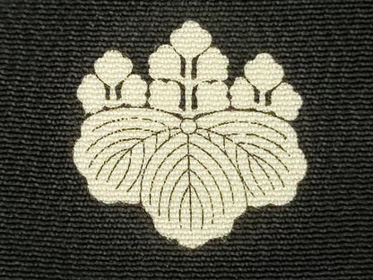 平和屋着物■豪華黒留袖　駒刺繍　吉祥花丸文　松竹梅　金彩　正絹　逸品　DABJ9248ya