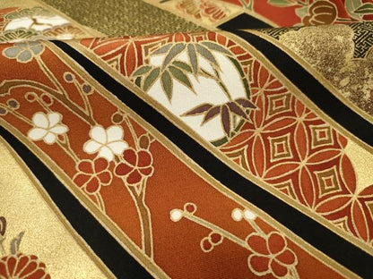 平和屋着物■豪華黒留袖　駒刺繍　束ね熨斗花文　金彩　ロング丈　正絹　逸品　DABJ9296ya