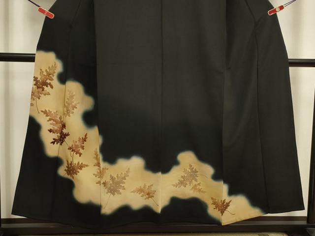 平和屋着物■豪華黒留袖　刺繍　草葉文　暈し染め　金彩　正絹　逸品　DABJ9299ya