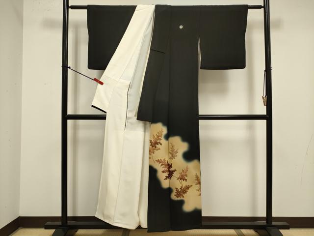 平和屋着物■豪華黒留袖　刺繍　草葉文　暈し染め　金彩　正絹　逸品　DABJ9299ya
