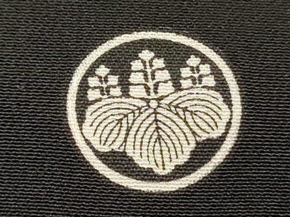 平和屋着物■豪華黒留袖　駒刺繍　御所車飛鶴花文　枝梅　金彩　正絹　逸品　DABJ9328ya