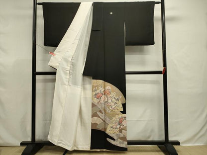 平和屋着物■豪華黒留袖　駒刺繍　地紙花鳥文　金彩　正絹　逸品　DABJ9329ya