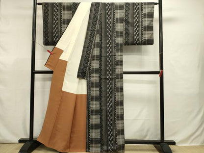 平和屋着物■上質な紬　吉祥間道　黒地　正絹　逸品　DABJ9334ya