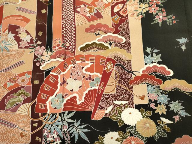 平和屋着物■豪華黒留袖　作家物　檜扇飛鶴花松文　金彩　正絹　逸品　DABJ9373ya