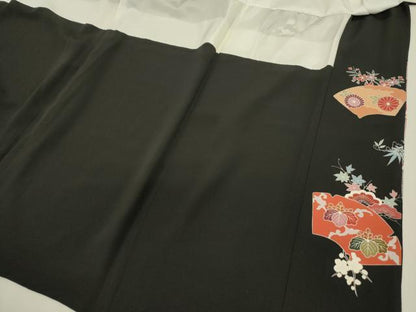 平和屋着物■豪華黒留袖　作家物　檜扇飛鶴花松文　金彩　正絹　逸品　DABJ9373ya
