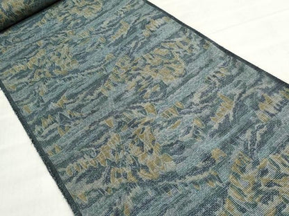 平和屋着物▼大島紬　反物　着尺　手織紬　重ね山風景文　証紙付き　逸品　未使用　DABJ9577we