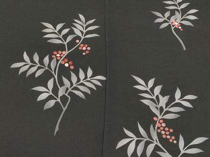 平和屋着物▼羽織・コート　反物　羽尺　刺繍　南天文　黒地　逸品　未使用　DABJ9780we