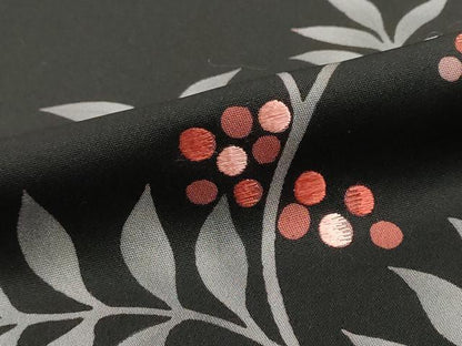 平和屋着物▼羽織・コート　反物　羽尺　刺繍　南天文　黒地　逸品　未使用　DABJ9780we