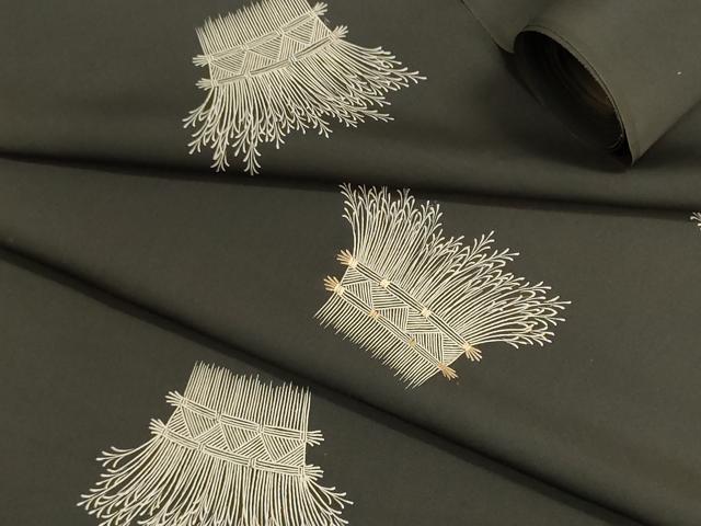 平和屋着物▼羽織・コート　反物　羽尺　刺繍　柴垣文　黒地　逸品　未使用　DABJ9782we