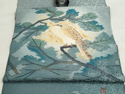 平和屋着物●名古屋帯　帯反物　作家物　鷹　鷲　枝に休み鳥　銀通し地　逸品　未使用　DABJ9888we