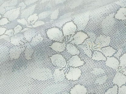 平和屋着物●本場大島紬　白大島　9マルキ　草花文　正絹　逸品　DABK0008ud