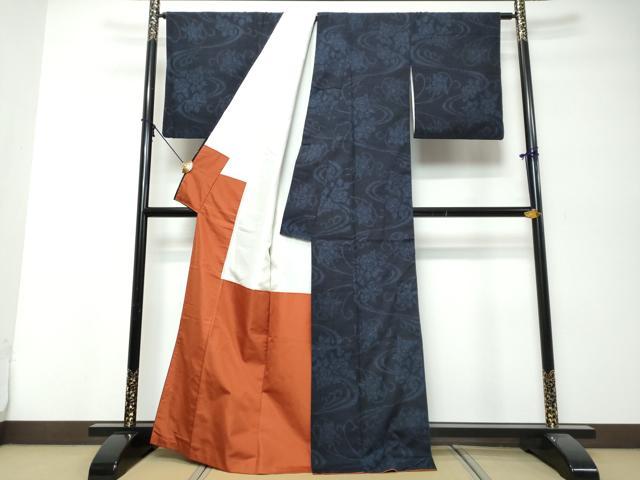 平和屋着物●本場結城紬　重要無形文化財　100亀甲　花唐草文　正絹　逸品　DABK0016ud