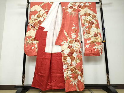 平和屋着物●豪華振袖　駒刺繍　草花文　金彩　正絹　逸品　DABK0026ud