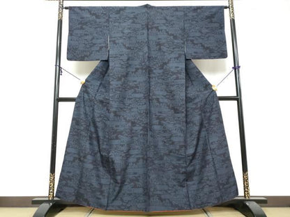 平和屋着物●結城紬　80亀甲　エ霞風景文　やまと誂製　正絹　逸品　DABK0027ud
