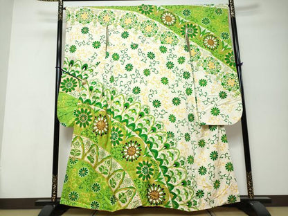 平和屋着物●豪華振袖　駒刺繍　更紗洋花文　金彩　正絹　逸品　DABK0030ud