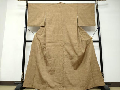 平和屋着物●伝統工芸士　七代目　吉澤与市　紬　変わり縞　正絹　逸品　DABK0036ud