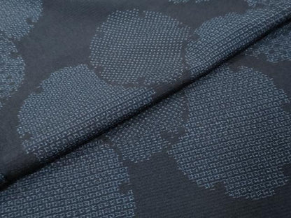 平和屋着物●本塩沢　90亀甲　雪輪文　正絹　逸品　DABK0038ud